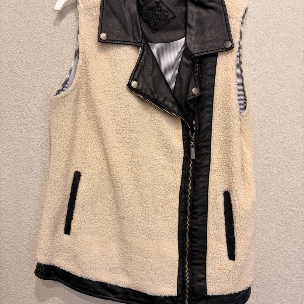 Lucky Brand Cream Sherpa Vest with Black Accents